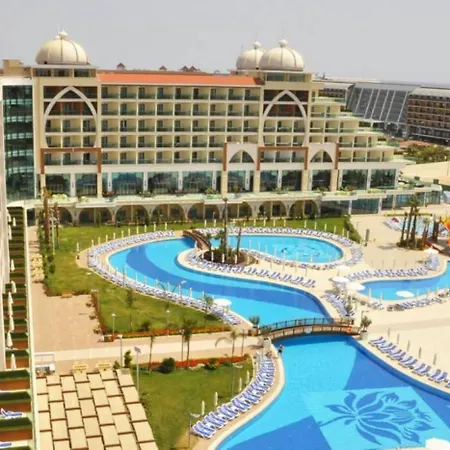 Xafira Deluxe & 5* Alanya