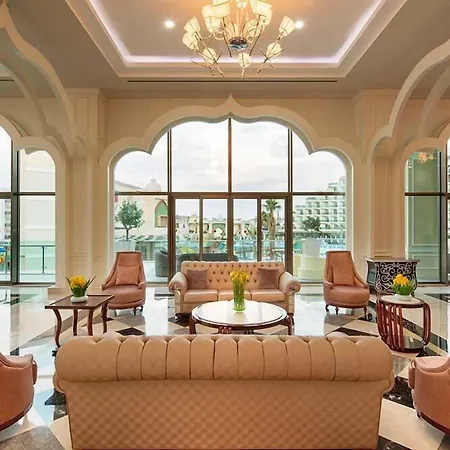 Xafira Deluxe & Hotel 5*