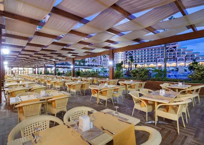 Hotel Xafira Deluxe & 5*